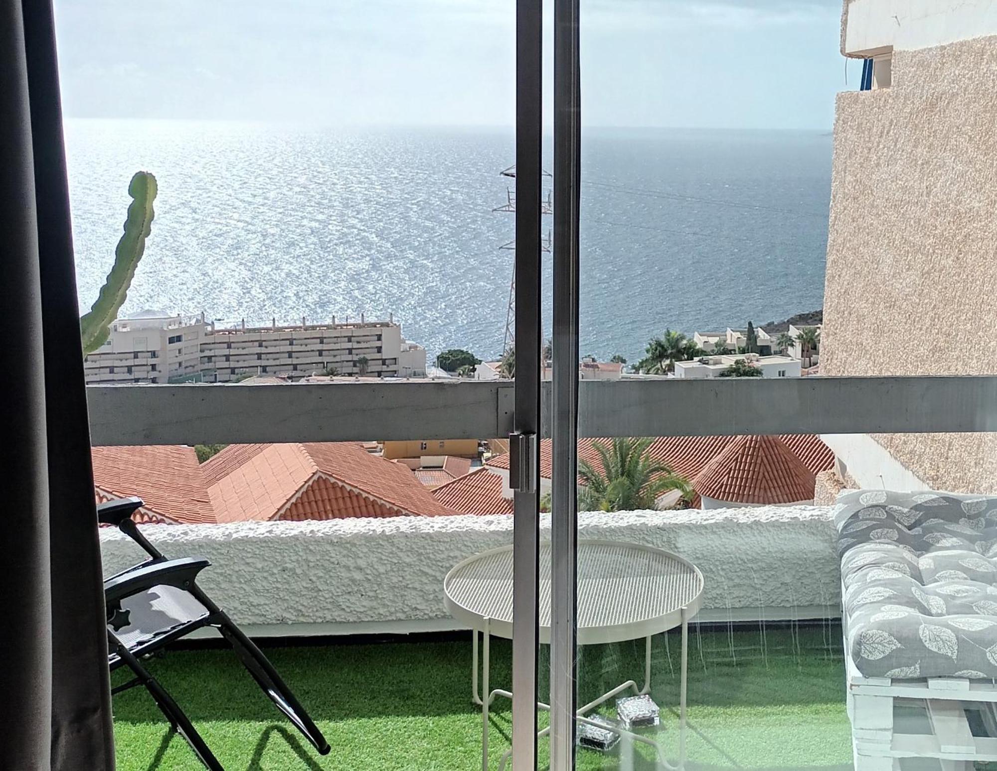 Modern Open-Plan Studio With Terrace And Sea View Tabaiba Bagian luar foto